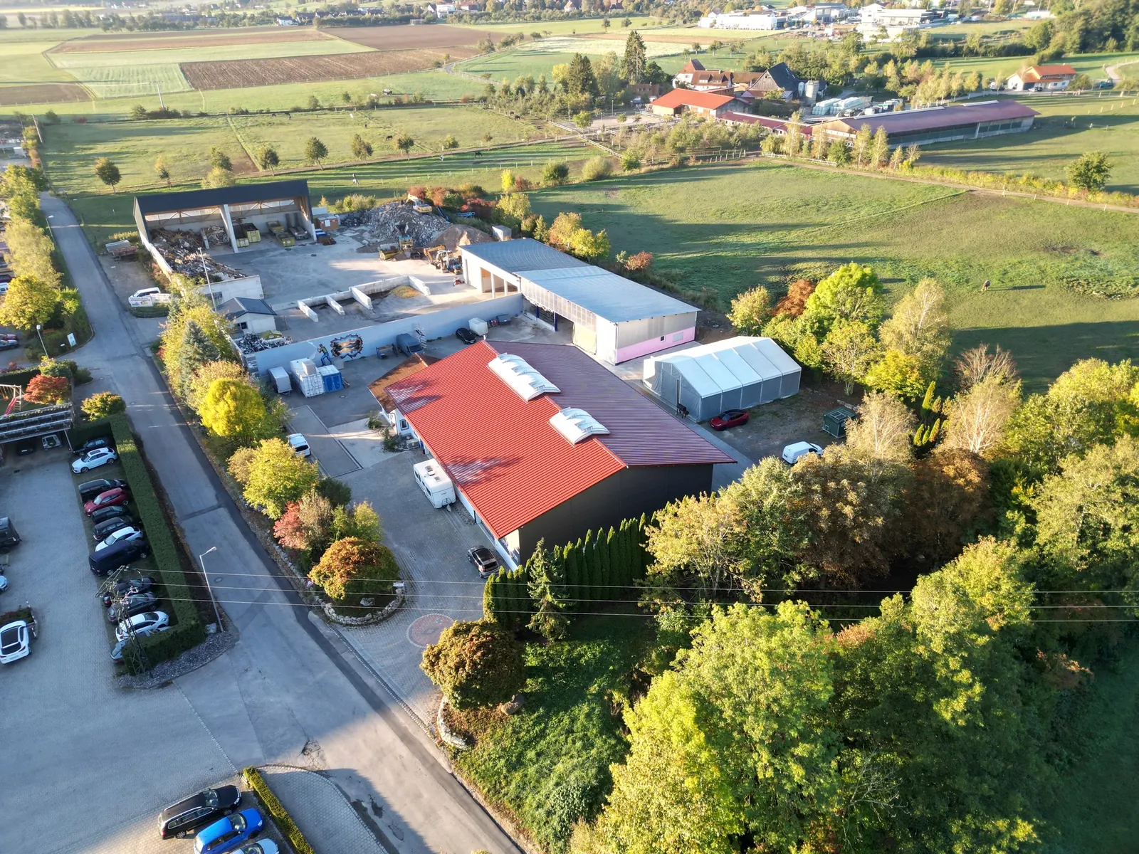 Luftbild des Firmensitzes in Wilhelmsdorf-Esenhausen